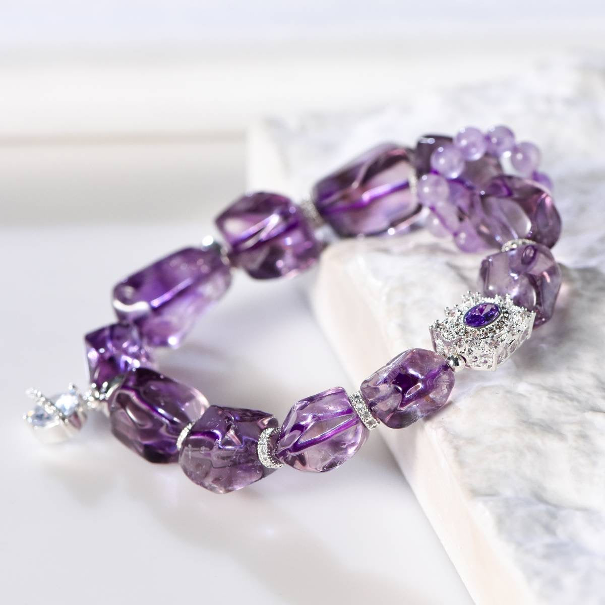 Faceted Amethyst Bracelet|Clarity & Intuition (11.9mm)