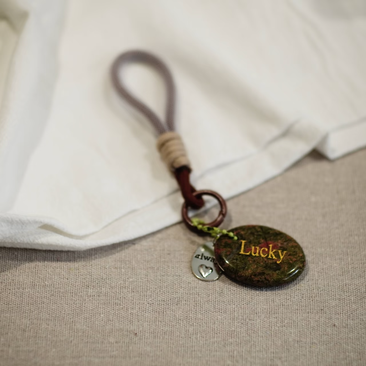 Lucky crystal keychain with tree agate