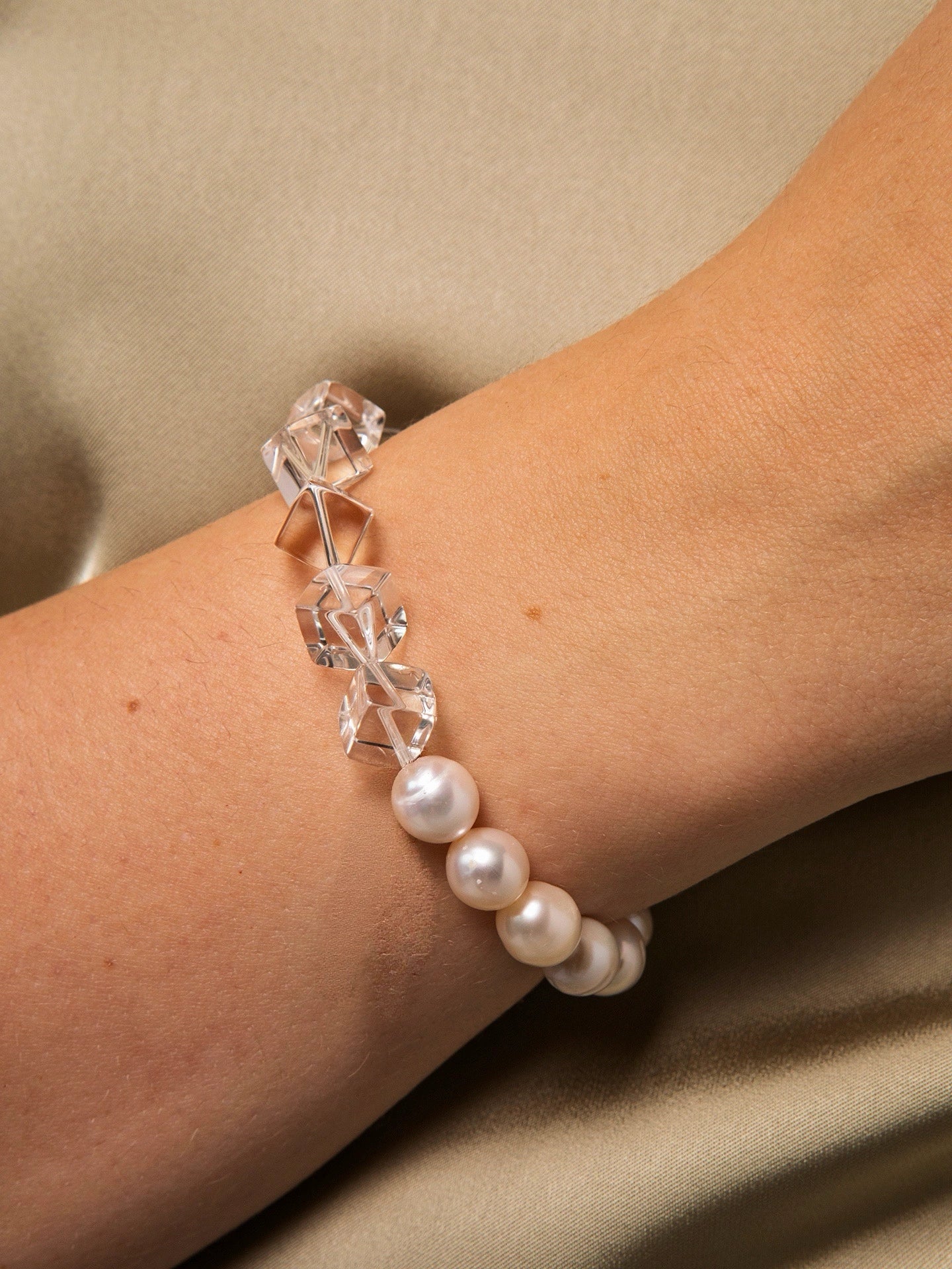 Clear Quartz & Freshwater Pearl Bracelet