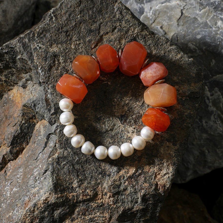 Persian Red Agate & Freshwater Pearl  Bracelet