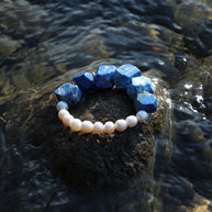 Lapis Lazuli & Freshwater Pearl Bracelet | Wisdom & Calm