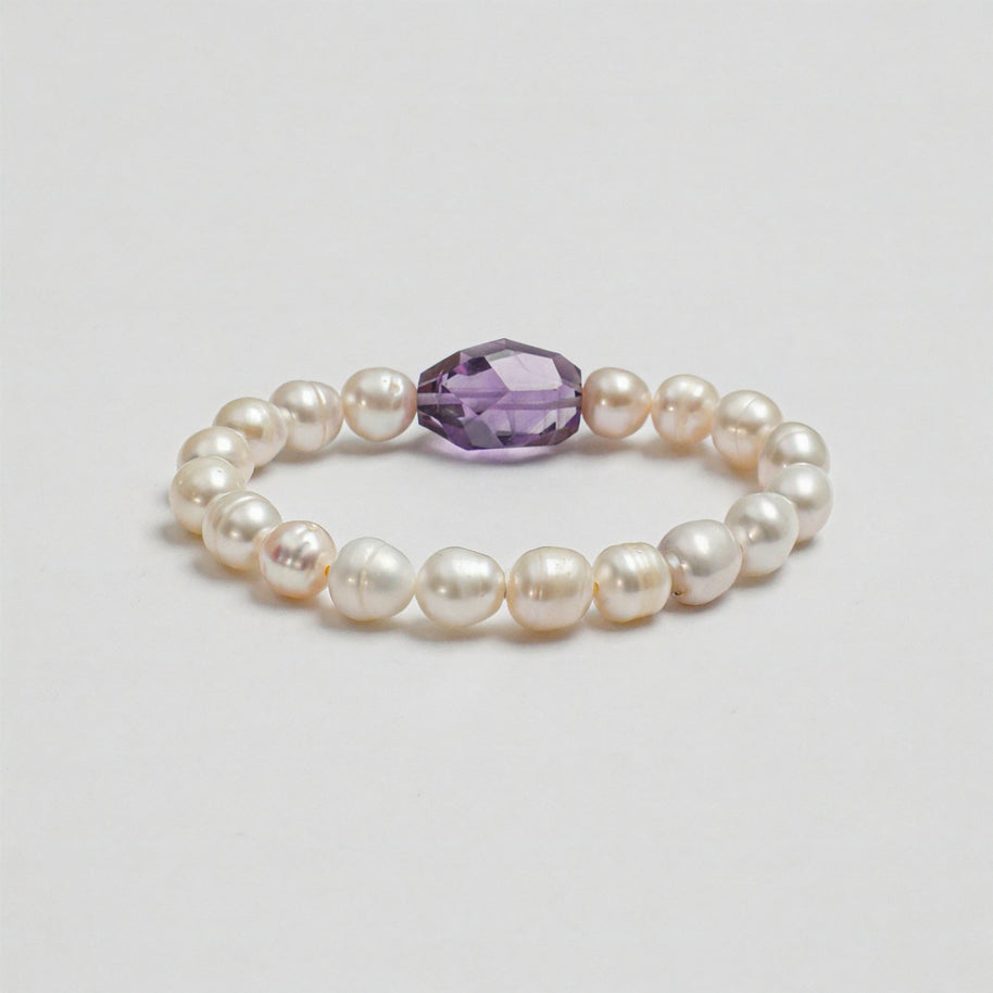 Amethyst & Freshwater Pearl Bracelet | Intuition & Inner Peace