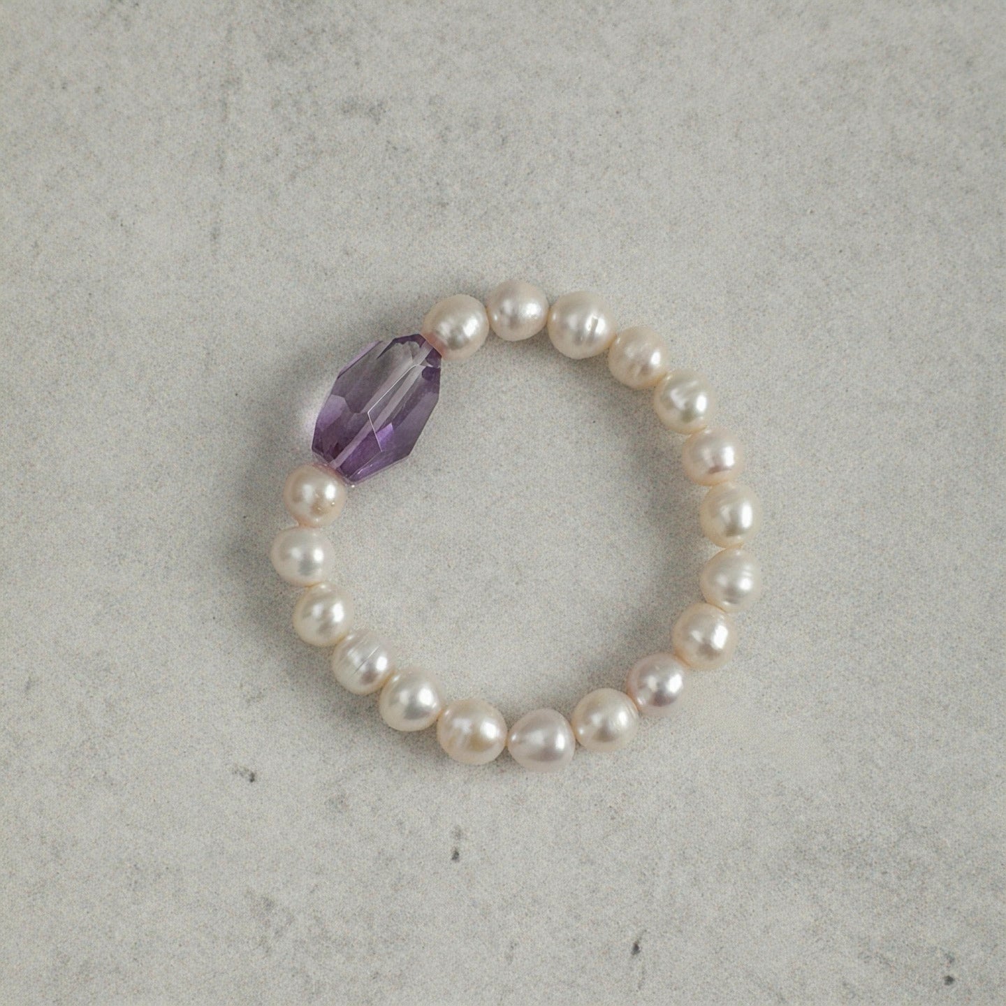 Amethyst & Freshwater Pearl Bracelet | Intuition & Inner Peace