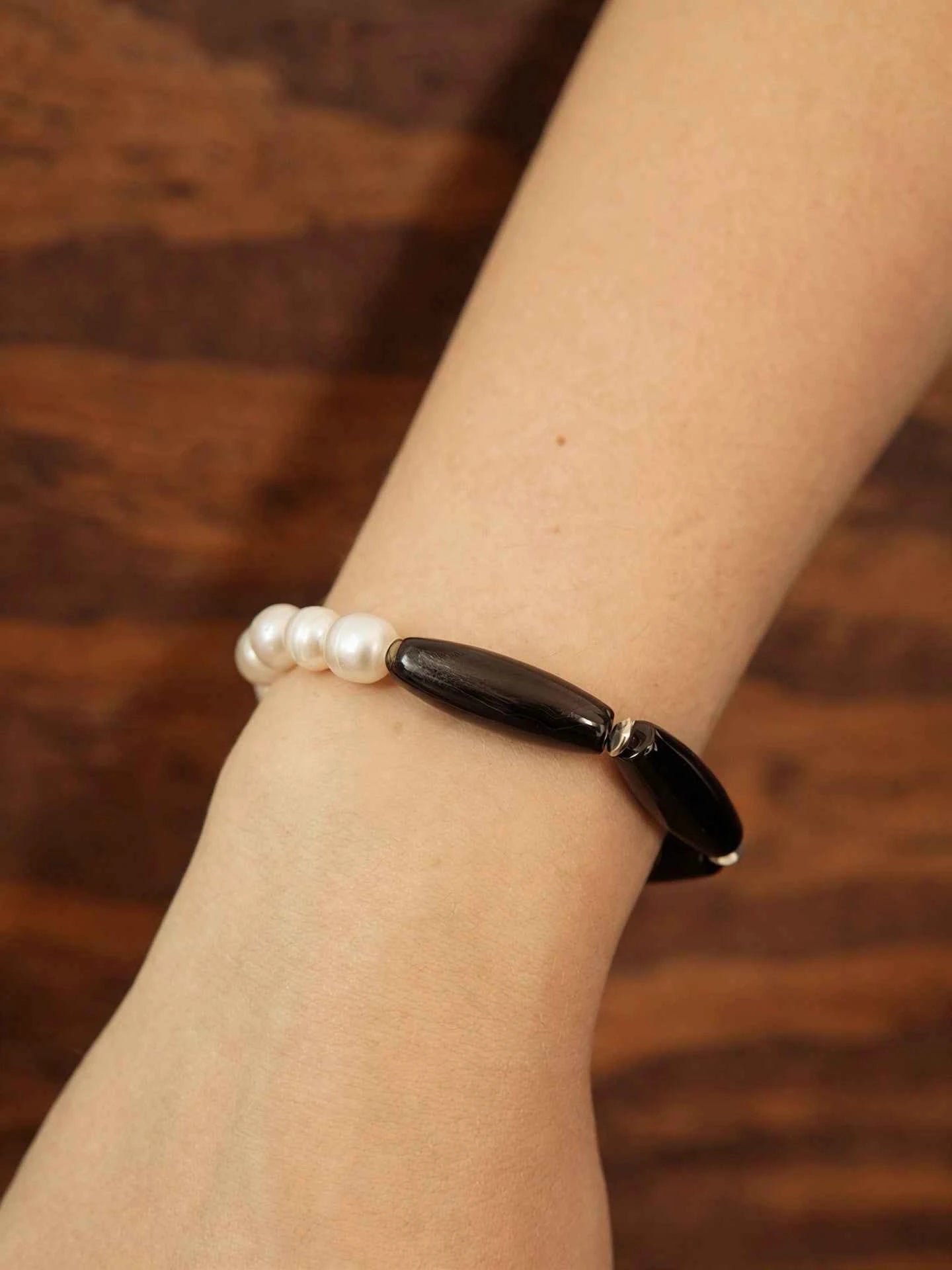 Black Agate & Freshwater Pearl Bracelet | Protection & Grace