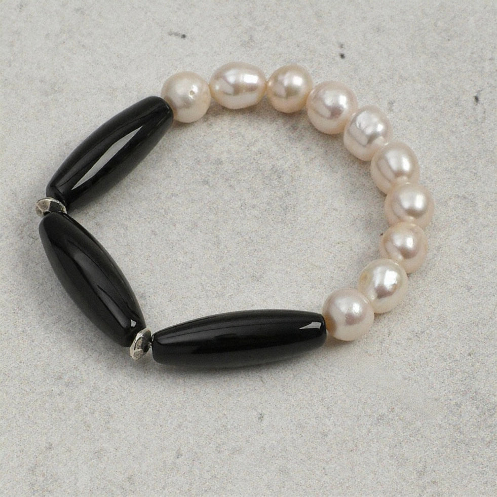 Black Agate & Freshwater Pearl Bracelet | Protection & Grace