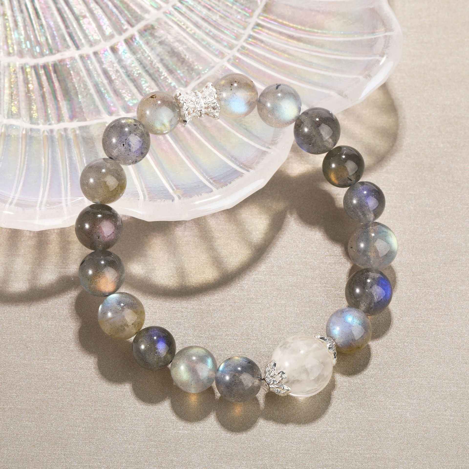 Intuition & Clarity Bracelet – Gray Moonstone with White Phantom Center（9&12mm）