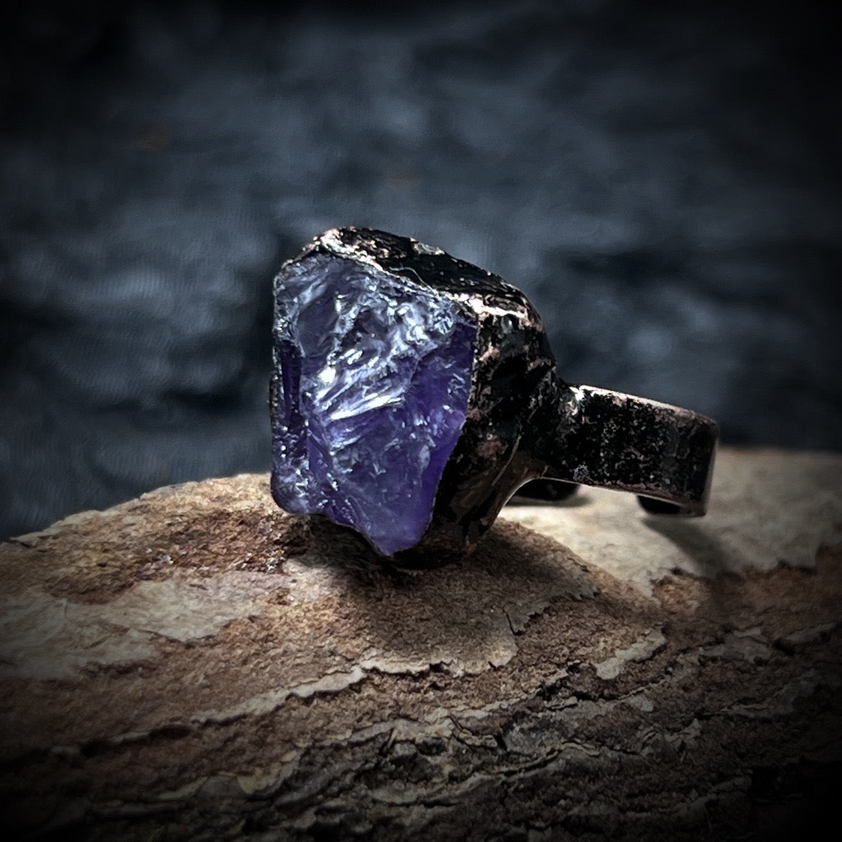 amethyst raw crystal ring with copper band

